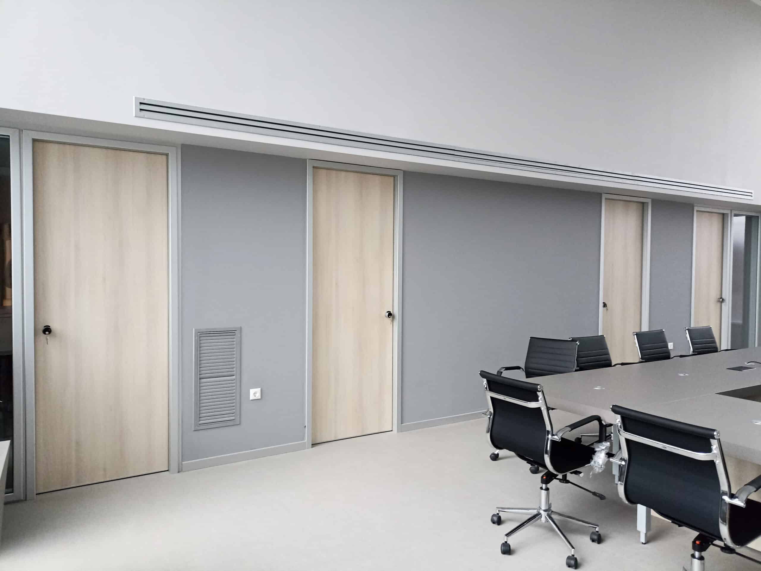 Divided door frames for plasterboard partitions, of variable thickness 75-100mm, 100-135mm and 135mm +.
